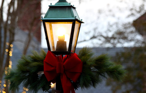 Tips For Showing Your Home During The Holidays